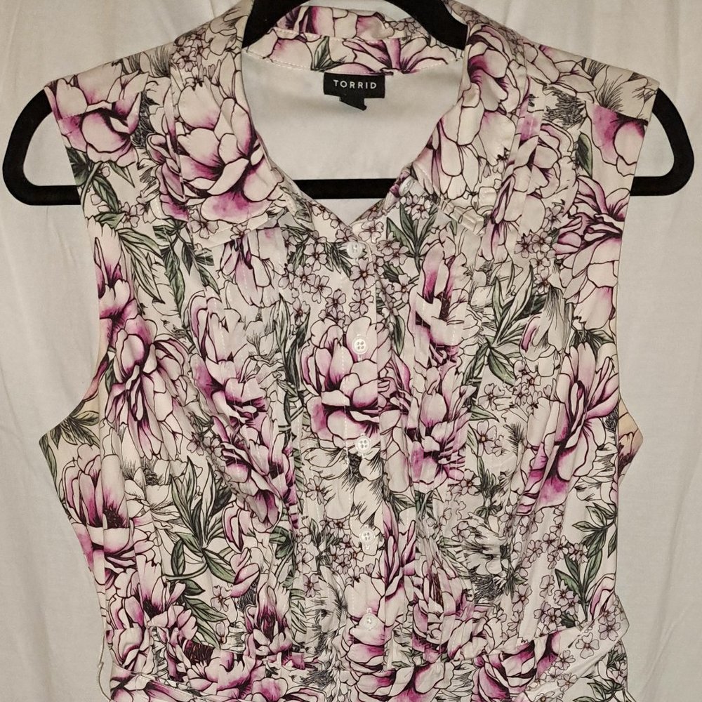 Torrid Black and White Sleeveless Sundress V-Neck